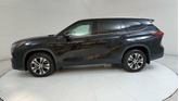 Thumbnail of 2021 Black Toyota Highlander