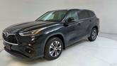 Thumbnail of 2021 Black Toyota Highlander