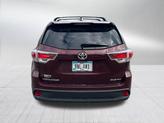 Thumbnail of 2016 Ooh La La Rouge Mica Toyota Highlander