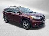 Thumbnail of 2016 Ooh La La Rouge Mica Toyota Highlander