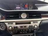Thumbnail of 2016 Silver Lexus ES 350