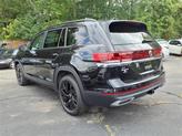 Thumbnail of 2025 Deep Black Pearl Effect Volkswagen Atlas