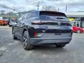 Thumbnail of 2025 Deep Black Pearl Effect Volkswagen ID.4
