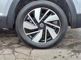 Thumbnail of 2025 Silver Mist Metallic Volkswagen Atlas