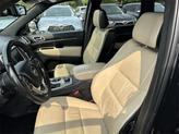 Thumbnail of 2016 Black Jeep Grand Cherokee