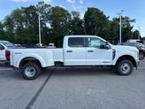 Thumbnail of 2025 Oxford White Ford F-350