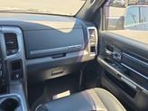 Thumbnail of 2016 Brilliant Black Crystal Pearlcoat RAM 1500