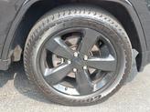 Thumbnail of 2015 Brilliant Black Crystal Pearlcoat Jeep Grand Cherokee