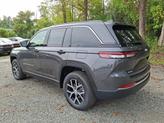 Thumbnail of 2025 Baltic Gray Metallic Clearcoat Jeep Grand Cherokee