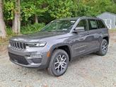 Thumbnail of 2025 Baltic Gray Metallic Clearcoat Jeep Grand Cherokee