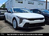 Photo of 2025 Snow White Pearl Kia K4