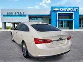 Thumbnail of 2016 Iridescent Pearl Tricoat Chevrolet Malibu
