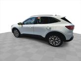 Thumbnail of 2022 Iconic Silver Metallic Ford Escape