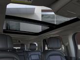 Thumbnail of 2025 Pristine White Metallic Tri-Coat Lincoln Navigator