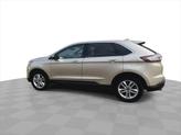 Thumbnail of 2018 White Gold Ford Edge
