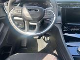 Thumbnail of 2025 Diamond Black Crystal Pearlcoat Jeep Grand Cherokee
