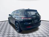 Thumbnail of 2025 Diamond Black Crystal Pearlcoat Jeep Grand Cherokee