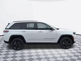 Thumbnail of 2025 Bright White Clearcoat Jeep Grand Cherokee