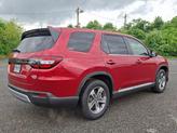 Thumbnail of 2025 Radiant Red Metallic II Honda Pilot
