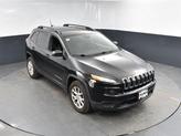 Thumbnail of 2016 Brilliant Black Crystal Pearlcoat Jeep Cherokee