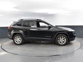 Thumbnail of 2016 Brilliant Black Crystal Pearlcoat Jeep Cherokee