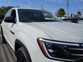 Thumbnail of 2025 Pure White Volkswagen Atlas