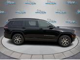 Thumbnail of 2025 Diamond Black Crystal Pearlcoat Jeep Grand Cherokee L