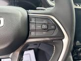 Thumbnail of 2025 Diamond Black Crystal Pearlcoat Jeep Grand Cherokee L