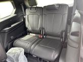 Thumbnail of 2025 Diamond Black Crystal Pearlcoat Jeep Grand Cherokee L