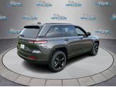 Thumbnail of 2025 Baltic Gray Metallic Clearcoat Jeep Grand Cherokee