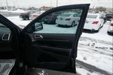 Thumbnail of 2017 Diamond Black Crystal Pearlcoat Jeep Grand Cherokee