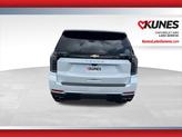 Thumbnail of 2025 Iridescent Pearl Tricoat Chevrolet Tahoe