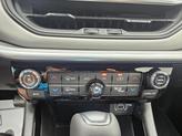 Thumbnail of 2025 Diamond Black Crystal Pearlcoat Jeep Compass
