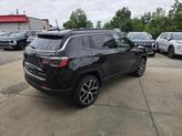 Thumbnail of 2025 Diamond Black Crystal Pearlcoat Jeep Compass