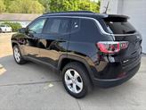 Thumbnail of 2019 Diamond Black Crystal Pearlcoat Jeep Compass