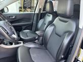 Thumbnail of 2019 Diamond Black Crystal Pearlcoat Jeep Compass