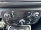 Thumbnail of 2019 Diamond Black Crystal Pearlcoat Jeep Compass