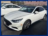 Thumbnail of 2020 White Hyundai SONATA