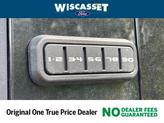 Thumbnail of 2025 Agate Black Metallic Ford F-250