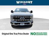 Thumbnail of 2025 Oxford White Ford F-250