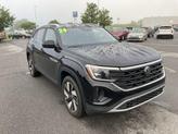 Photo of 2024 Deep Black Pearl Volkswagen Atlas Cross Sport