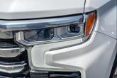 Thumbnail of 2023 Iridescent Pearl Tricoat Chevrolet Silverado 1500