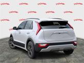 Thumbnail of 2025 White Kia Niro