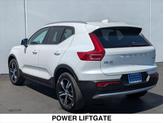 Thumbnail of 2025 CRYSTAL WHITE Volvo XC40
