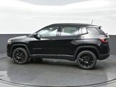 Thumbnail of 2025 Diamond Black Crystal Pearlcoat Jeep Compass