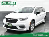 Photo of 2025 Bright White Clearcoat Chrysler Pacifica