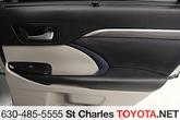 Thumbnail of 2018 Celestial Silver Metallic Toyota Highlander
