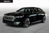 Photo of 2024 Black Sapphire Metallic BMW i5