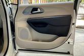 Thumbnail of 2022 Bright White Clearcoat Chrysler Pacifica