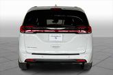 Thumbnail of 2022 Bright White Clearcoat Chrysler Pacifica